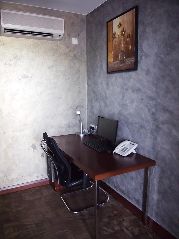 Roomz Hotel Seria Zewnętrze zdjęcie
